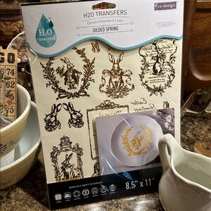 NEW DESIGNS Prima H2O Transfers Gilded Spring